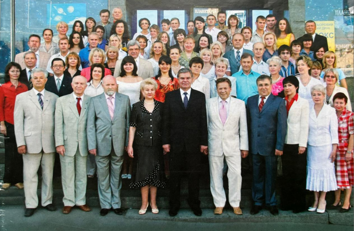 Із колективом працівників Товариства «Знання» України