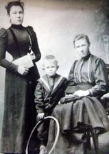 Сестри С. Русової – Марія та Софія Ліндфорси, 70-ті р. ХІХ ст.