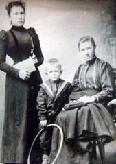 Сестри С. Русової – Марія та Софія Ліндфорси, 70-ті р. ХІХ ст.