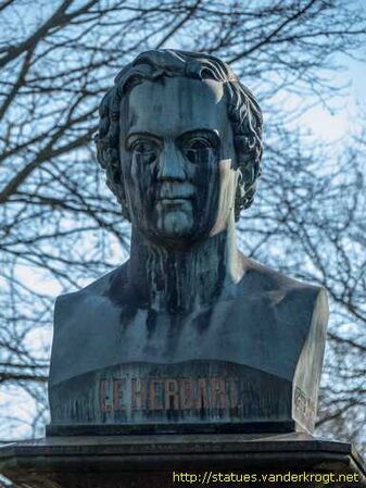 Бронзовий бюст Гербарта в Ольденбурзі.