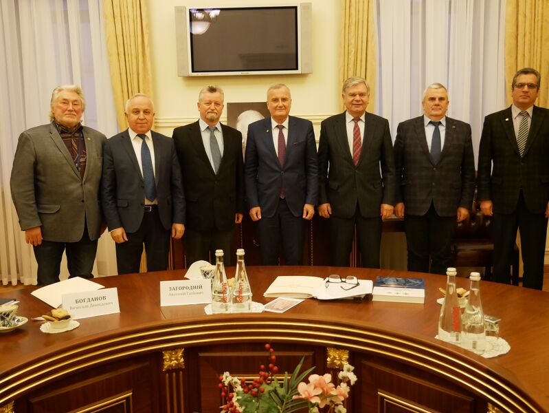Файл:Кремень 24.jpg
