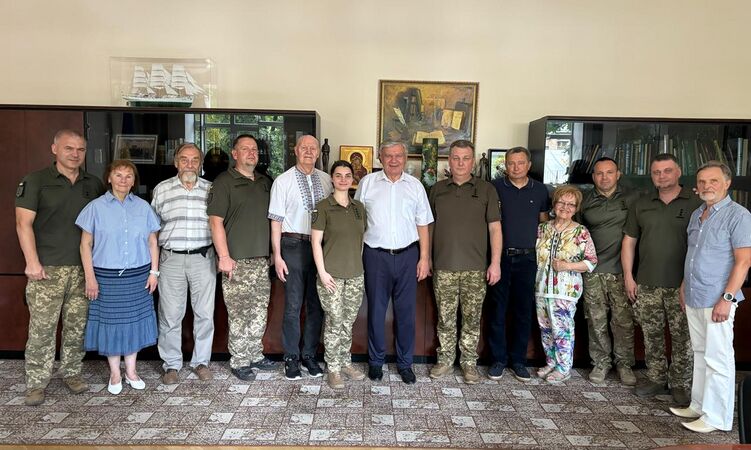 На зустрічі з науковцями Центрального науково-дослідного інституту Збройних Сил України (2024)